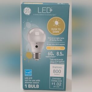 Dusk to Dawn Soft White Bulb